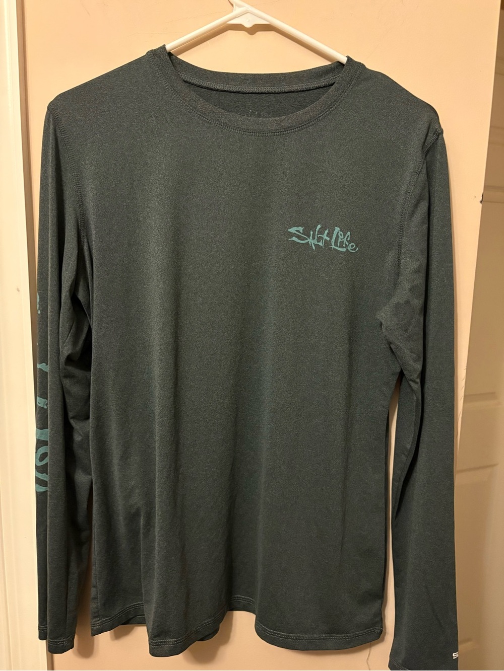 Salt Life women’s  Long-Sleeve Performance Shirt